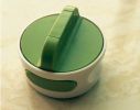 Compact Can Opener Easy Twist Release Portable Space-Saving Manual Stainless Steel Blade Kitchen Gadget Tool
